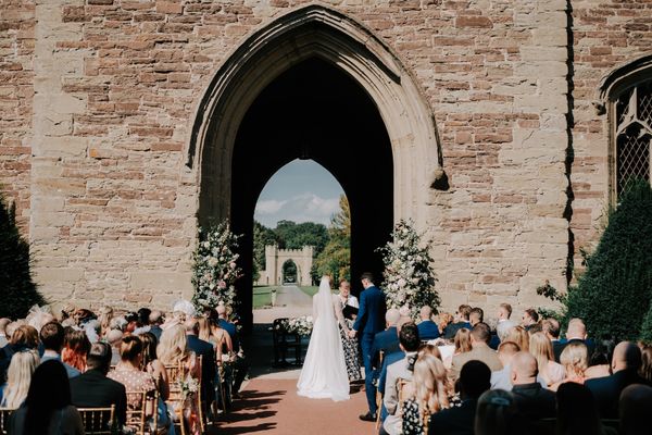 Outdoor wedding venue ceremony in Herefordshire